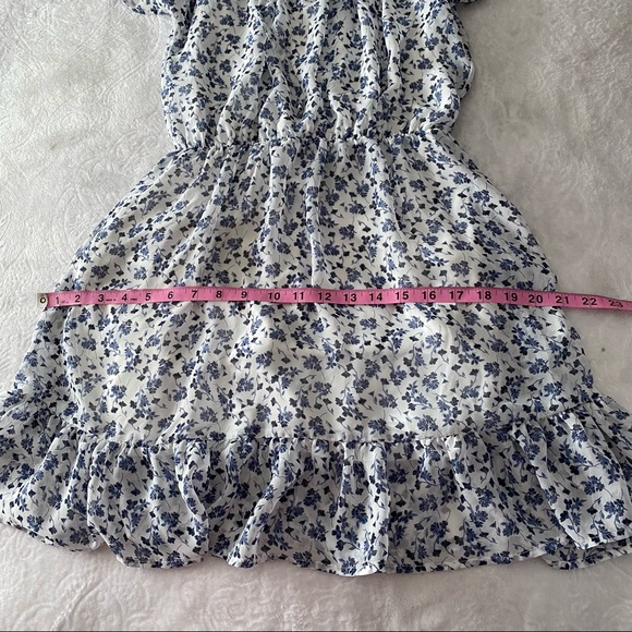 Off Shoulder Floral Print Fit & Flare Short Sleeve Dress - Picture 5 of 11